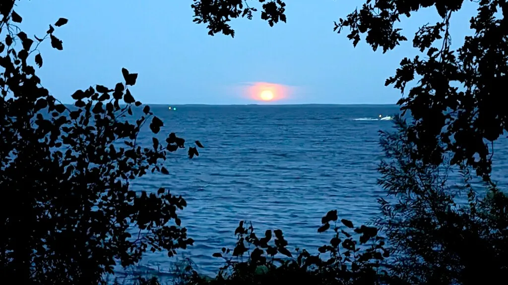 Lake Winnibigoshish (